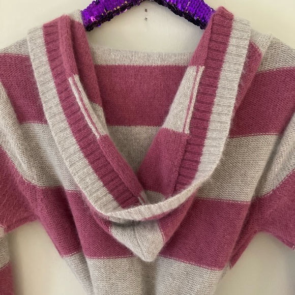 Lily McNeal Sweater ASO Britney Spears - Picture 5 of 7